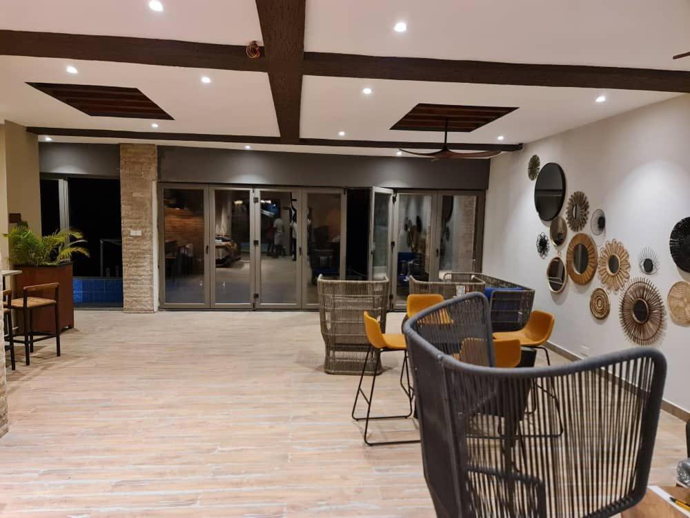 Serenity Terraces Beach, Hotel - Kokrobite Extérieur photo